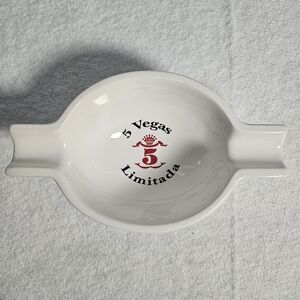 5 Vegas Limitada Ceramic Cigar Ashtray - White with Red Logo